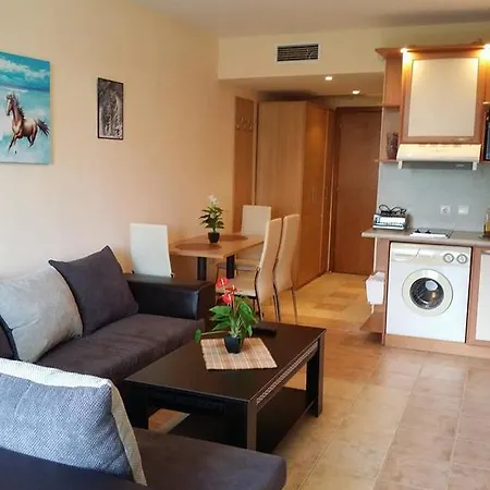 Kaya House 8 *